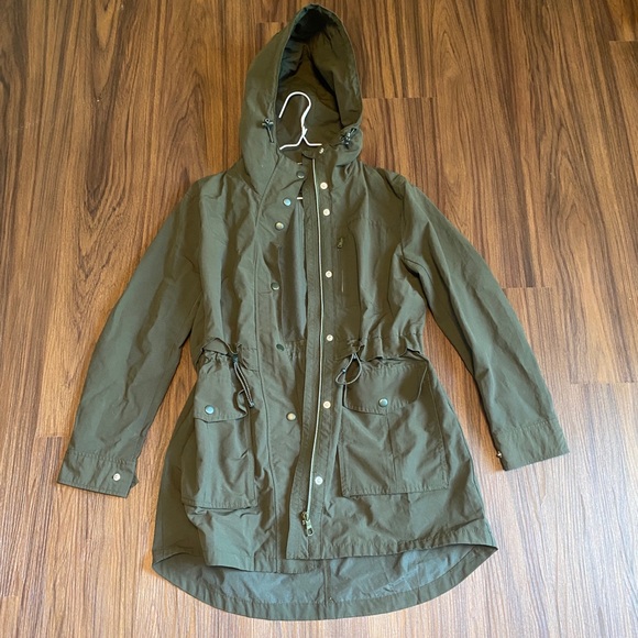 Knee Length Hooded rain coat - Picture 1 of 2